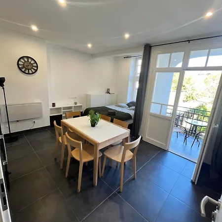 Apartment 6 Personnes Proche Centre & Parking