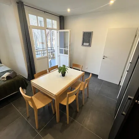 6 Personnes Proche Centre & Parking *